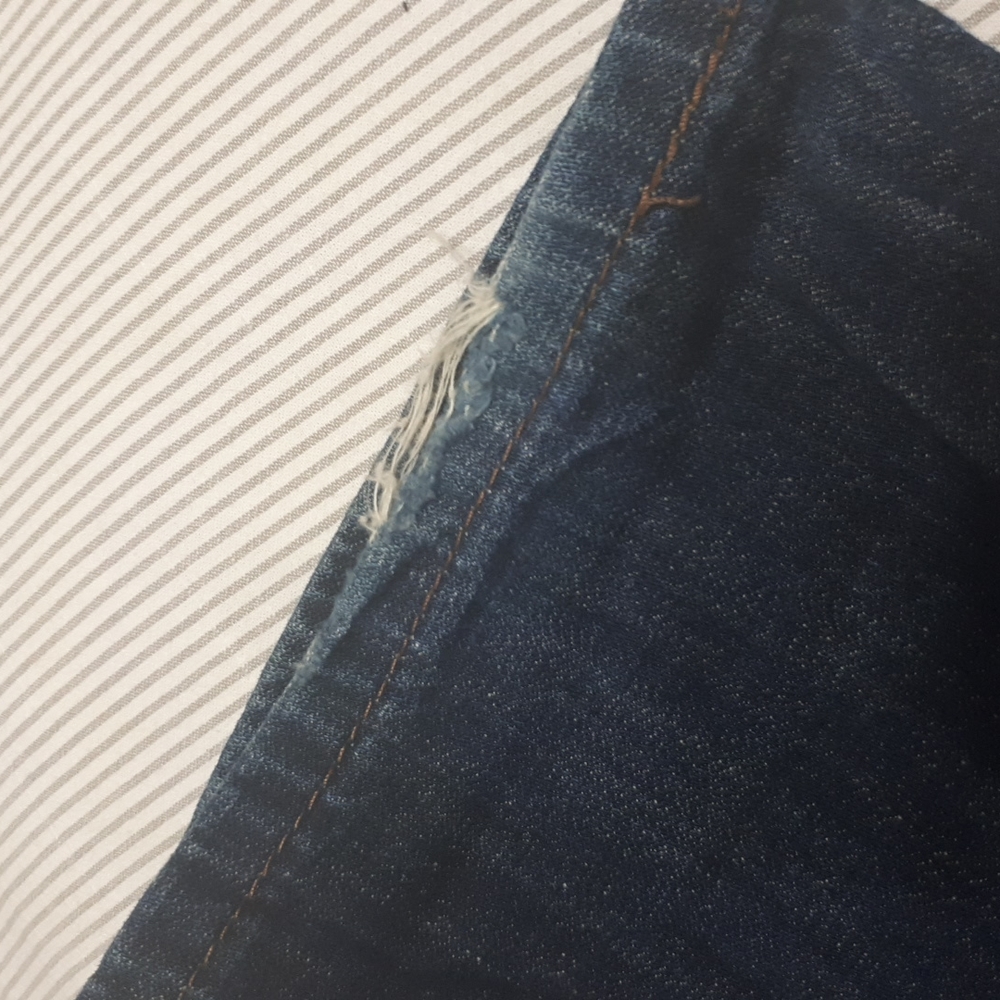 Levi's 100% cotton.  Size 32×30 - Picture 9 of 9